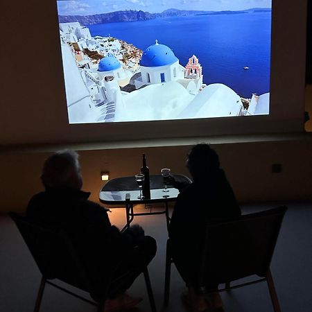 Love Nest With Hot Tub, Hammam & Outdoor Cinema Akrotírion المظهر الخارجي الصورة