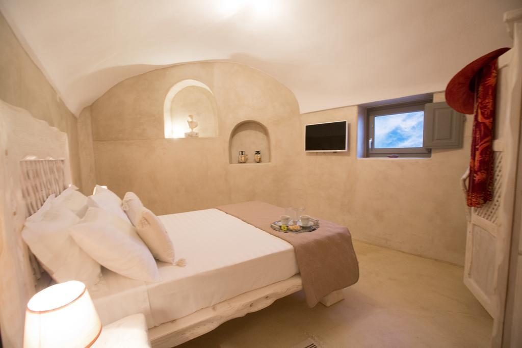 Love Nest With Hot Tub, Hammam & Outdoor Cinema Akrotírion المظهر الخارجي الصورة
